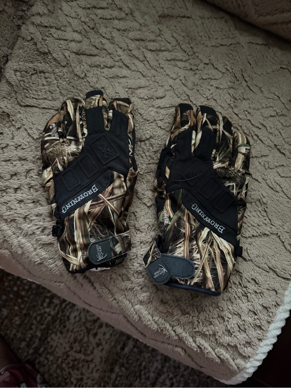 Browning Realtree Camouflage Hunting Gloves - Brown/Green/Black